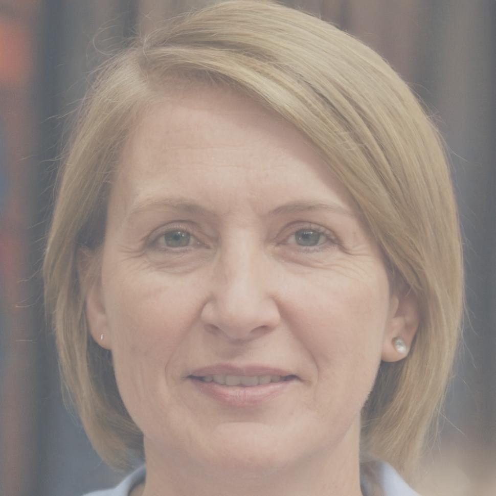 Retrato profesional de Ingeborg Wiśniewska, coordinadora de formación empresarial